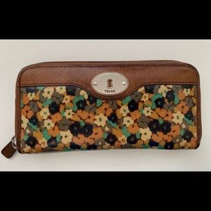 Fossil Zip Around Floral Leather Wallet